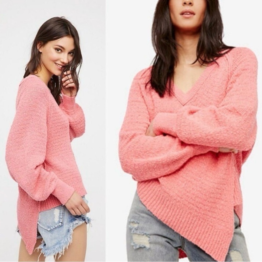 Free People Pink V-Neck Sweater with Oversized Fit and Chunky Knit